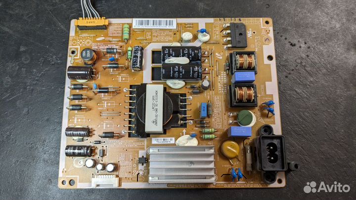 Запчасти от телевизора Samsung UE32f5000AK