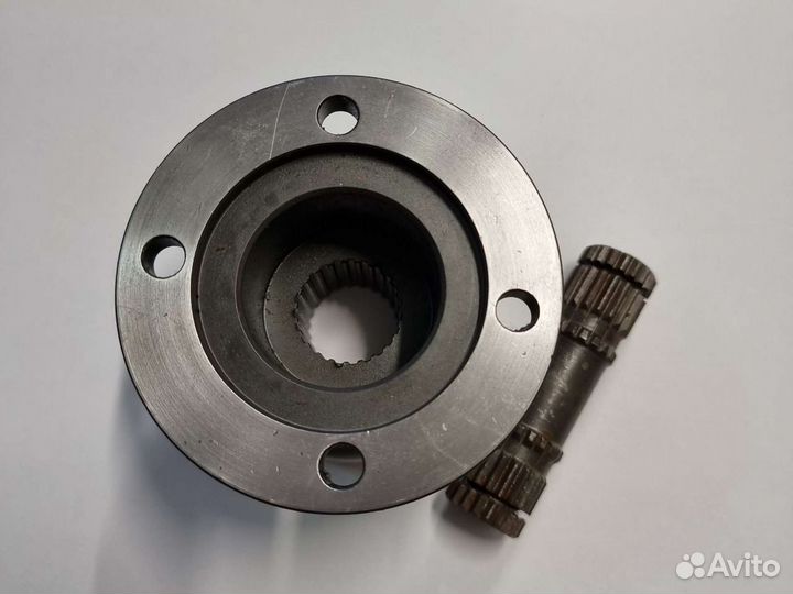 Фланец валик промвала Нива на шрусах 23 шлица