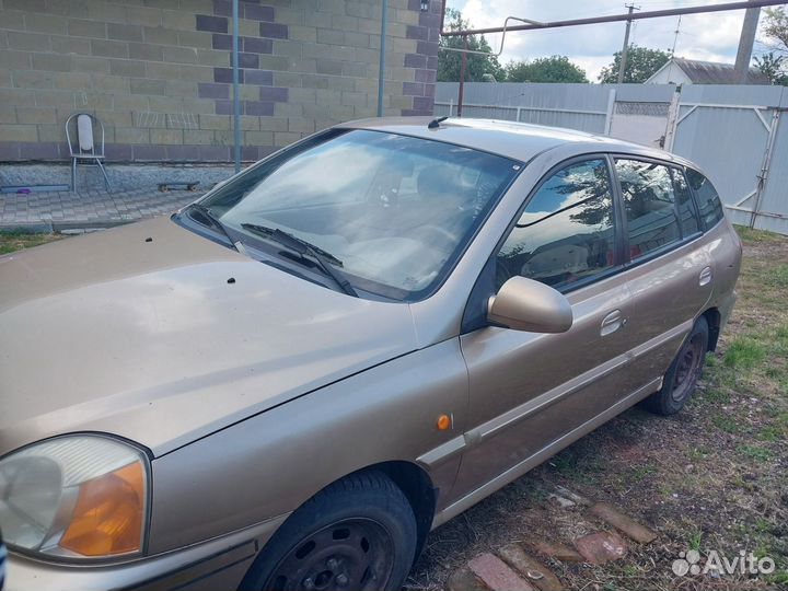 Kia Rio 1.3 МТ, 2003, битый, 200 000 км