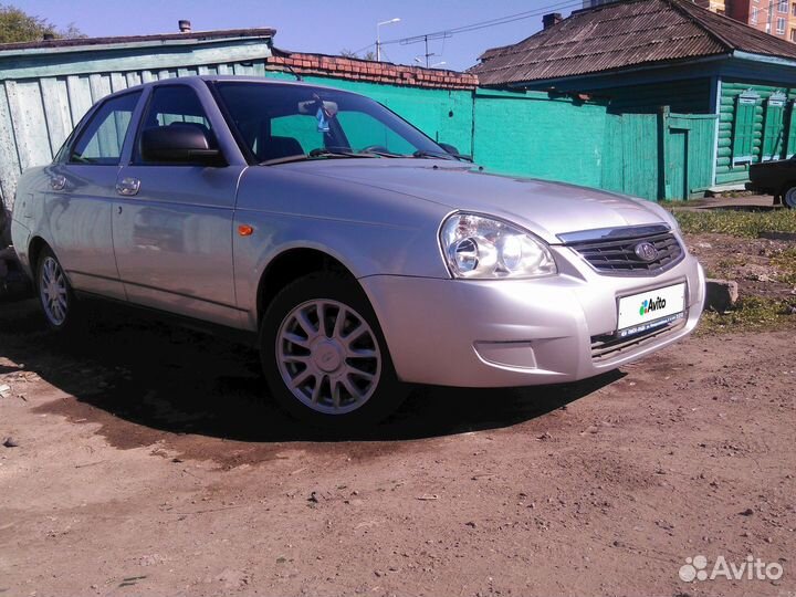 LADA Priora 1.6 МТ, 2012, 200 000 км