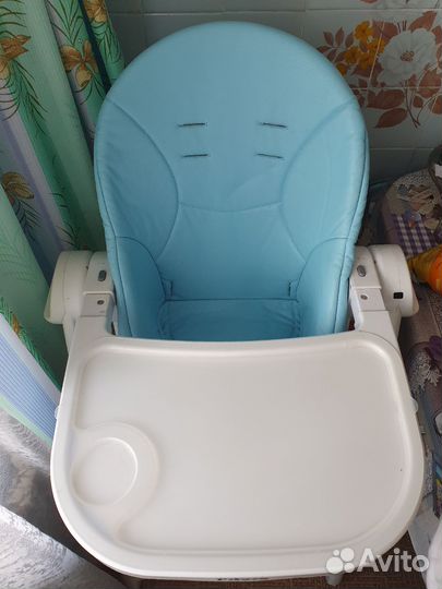 Стульчик для кормления Pituso Triola 3в1