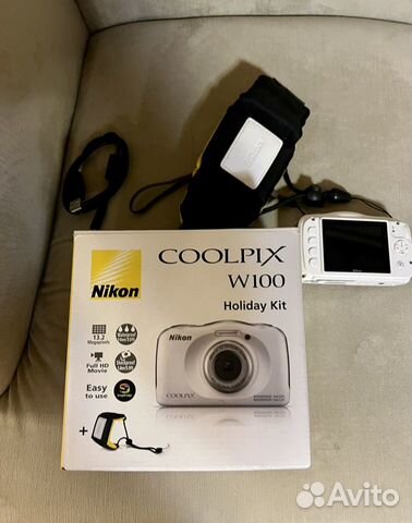 Компактный фотоаппарат Nikon Coolpix W100