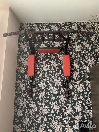 Турник Мультихват (чёрно/красный)