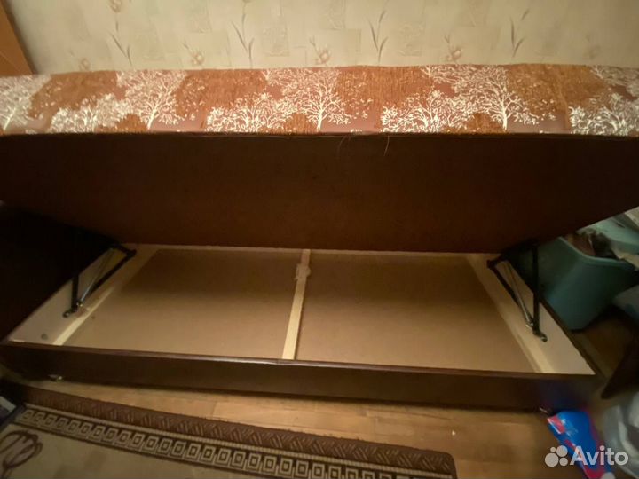 Тахта (правая)