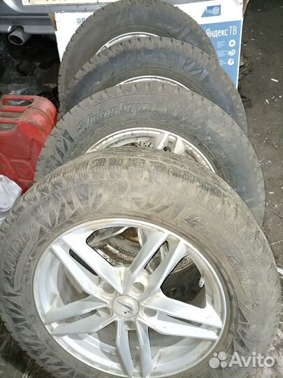 Зимние колеса r16 215 65 комплект