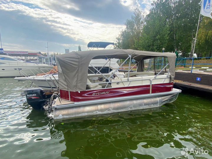 Тримаран Sylvan 8520 Cruise