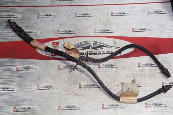 Тормозной шланг перед c Toyota Noah AZR60G 1AZ-FSE