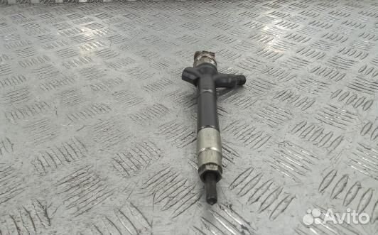 Форсунка дизельная toyota RAV 4 ZSA3 (GEA03AL02)