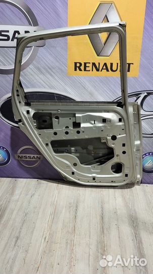 Дверь задняя боковая Renault scenic 2 Лев