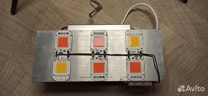 Фитолампа в гроубокс