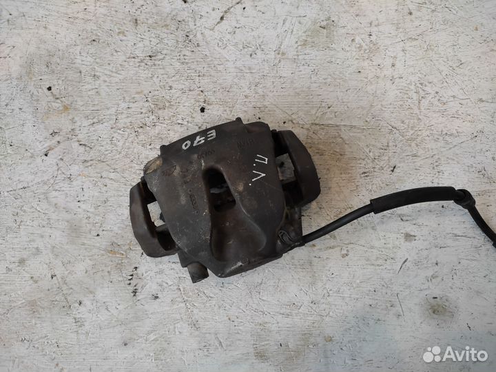 34116776783 Суппорт передний левый BMW X5 E70 n52