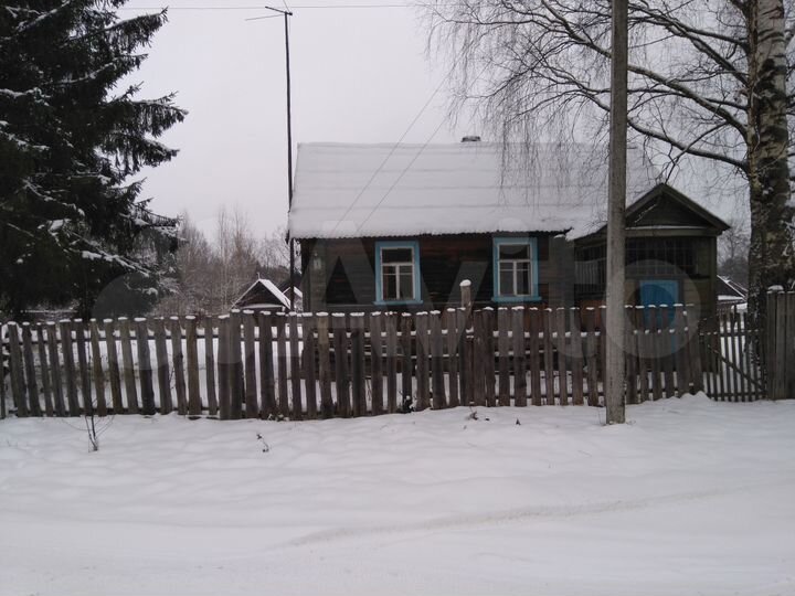 Дом 40 м² на участке 8,2 сот.