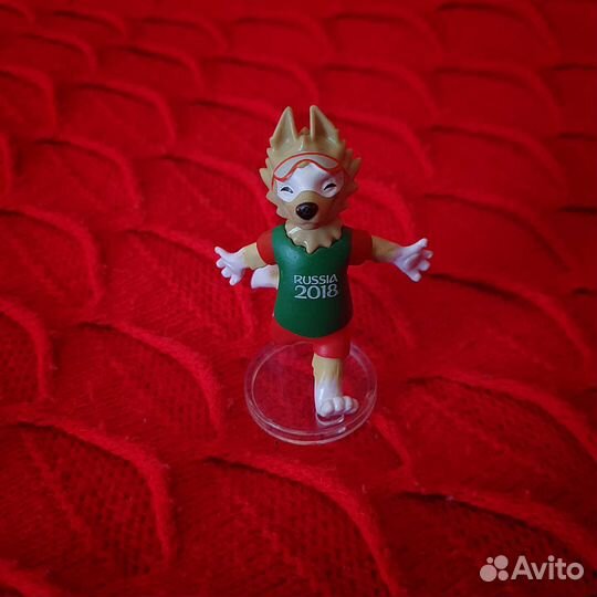 Статуэтки, фигурки