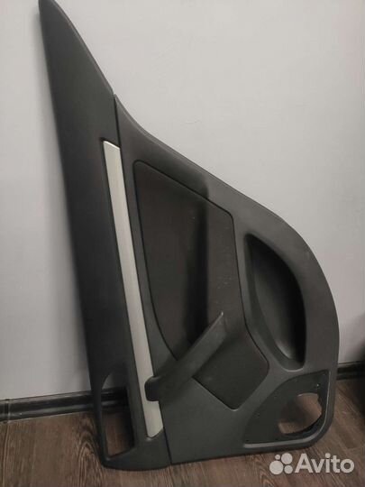 Обшивка двери Skoda Octavia a5fl