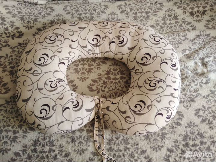 Подушка для кормления