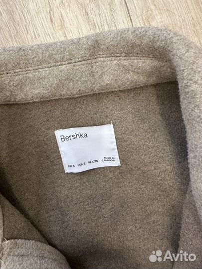 Пальто женское bershka