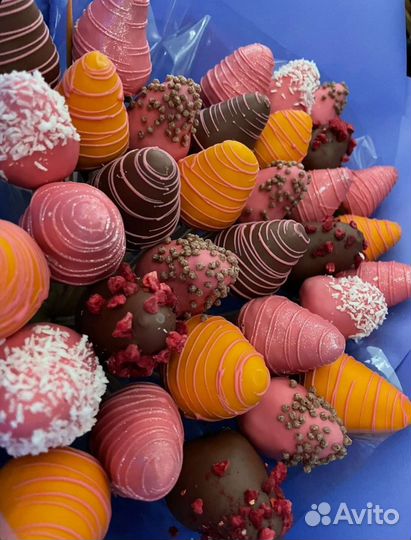 Клубничный букет