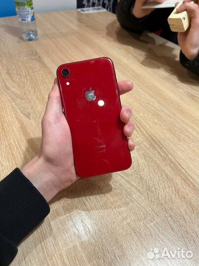 iPhone Xr, 64 ГБ