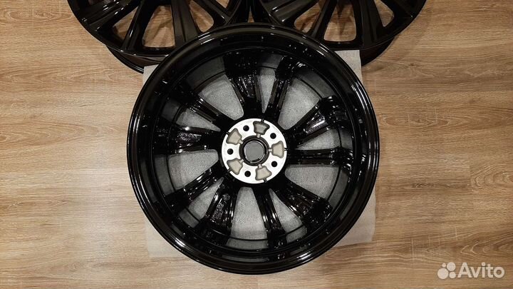 Оригинальные диски Hyundai Santa Fe R18 комплект