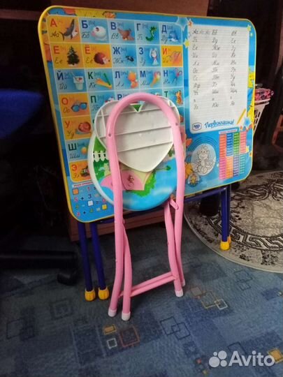 Детский стол и стул