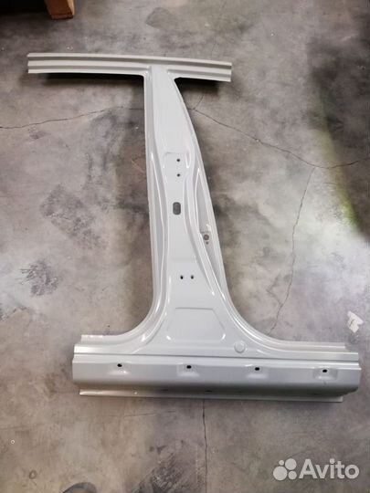 Средняя панель кузова Hyundai Sonata 71402-3KB01