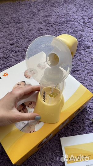 Электрический молокоотсос Medela Mini Electric