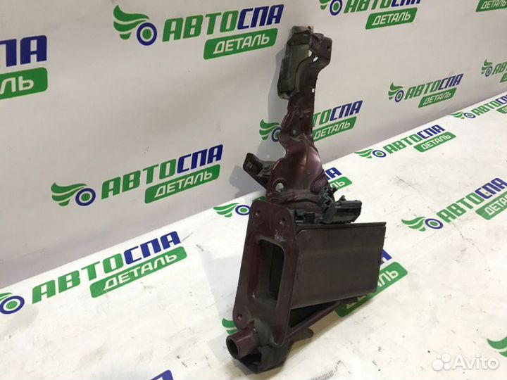 Лонжерон кузова передний правый Volkswagen Polo