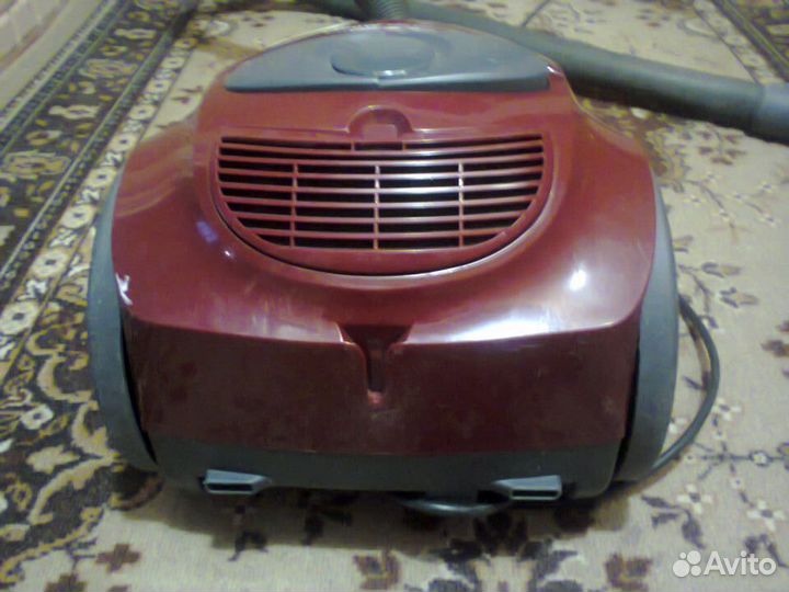 Вакуумрый пылесос лджи спорт В-С3033нд отс