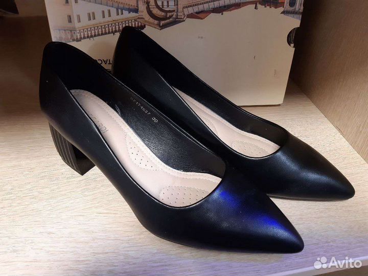 Обувь женская 39 размер