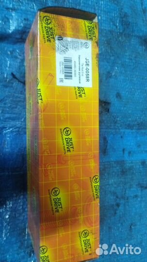 Рулевой наконечник правый Toyota Cresta 1GFE 1jzge