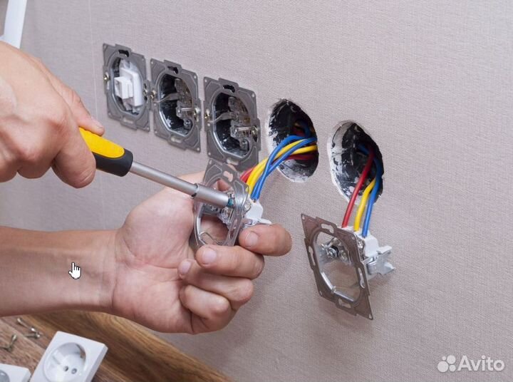 Электрик. Услуги Электрика