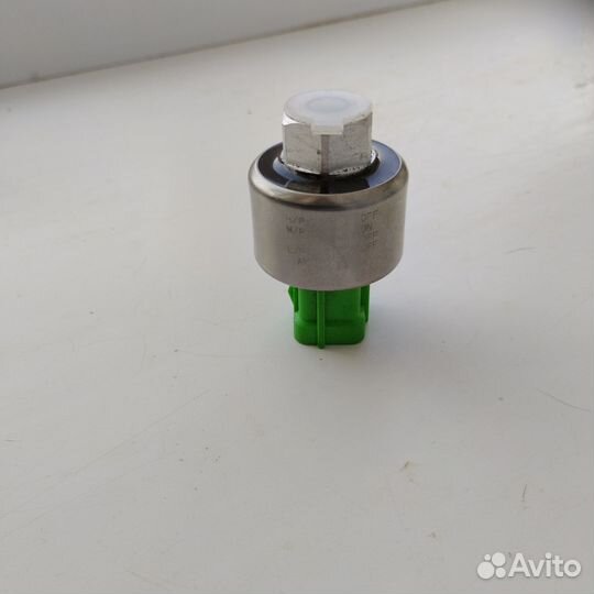 Датчик давления хладогента