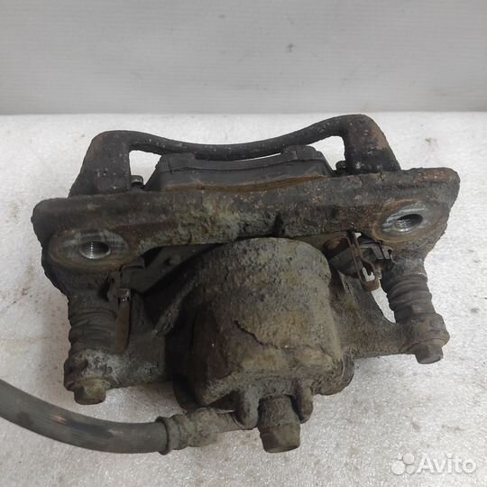 Суппорт тормозной задний правый Honda Civic 8 4D