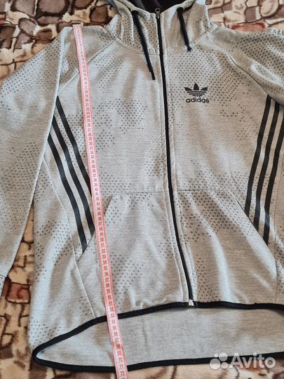 Спортивный костюм на подростка