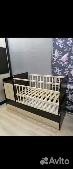 Детская кровать трансформер с маятником