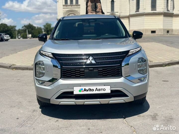 Mitsubishi Outlander 2.5 CVT, 2021, 45 260 км