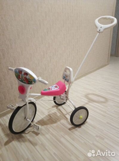 Детский велосипед бу с ручкой трехколесный