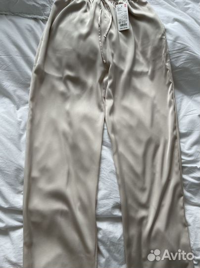 Атласные брюки uniqlo новые