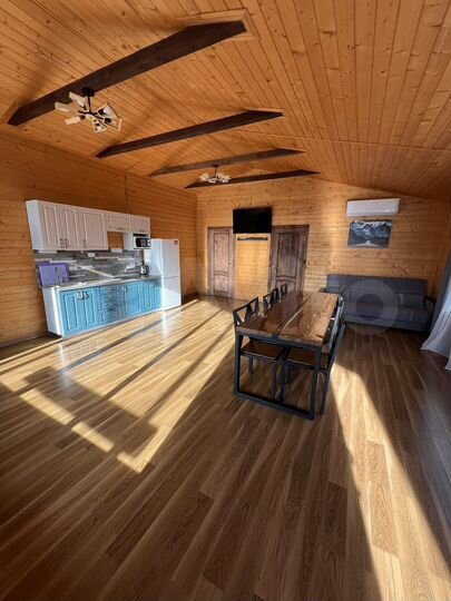 Дом 82 м² на участке 4 сот.