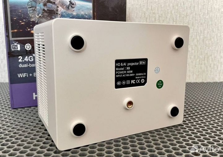 Проектор новый