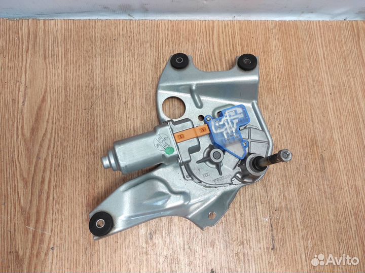 Моторчик стеклоочистителя задний Subaru Legacy O