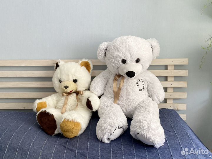 Большие плюшевые медведи мишки белые