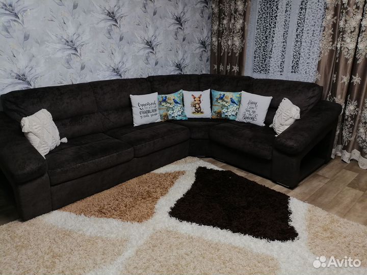Большой угловой диван бу