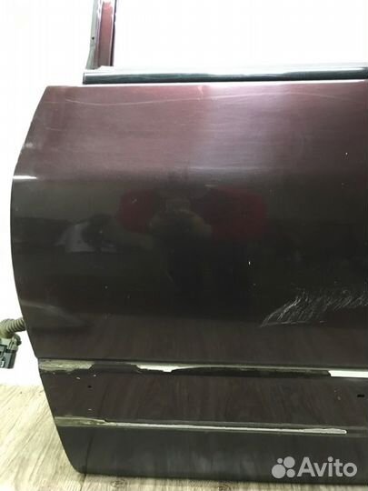 Дверь передняя левая Chrysler Voyager минивэн 2000