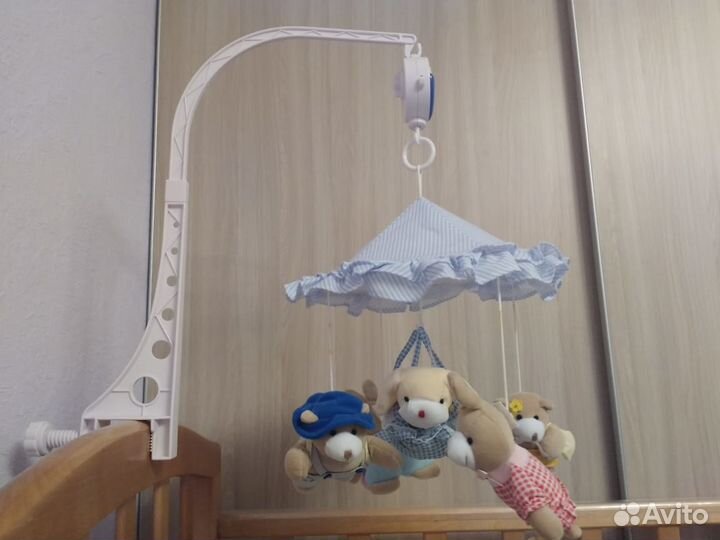 Музыкальный детский модуль на кроватку