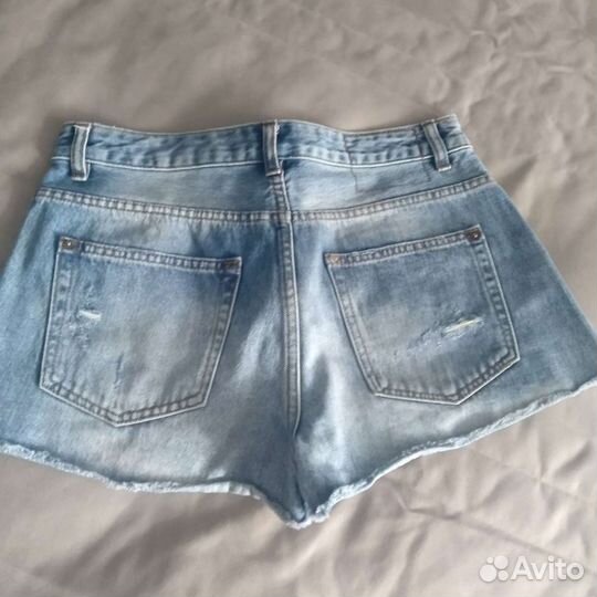 Джинсовые шорты