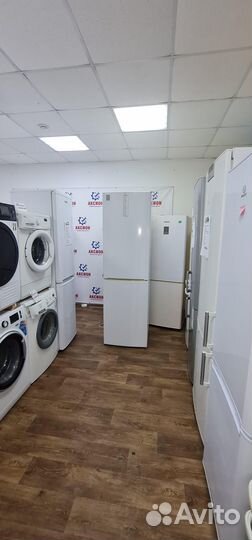 Холодильник Bosch KGN39VW14