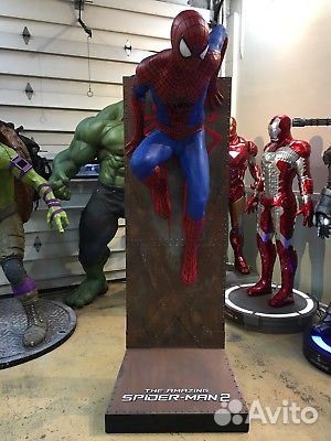 Статуи,фигуры Человек паук,Халк,Железный человек