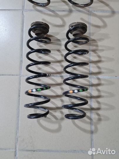Пружина передняя задняя Volkswagen Polo 5