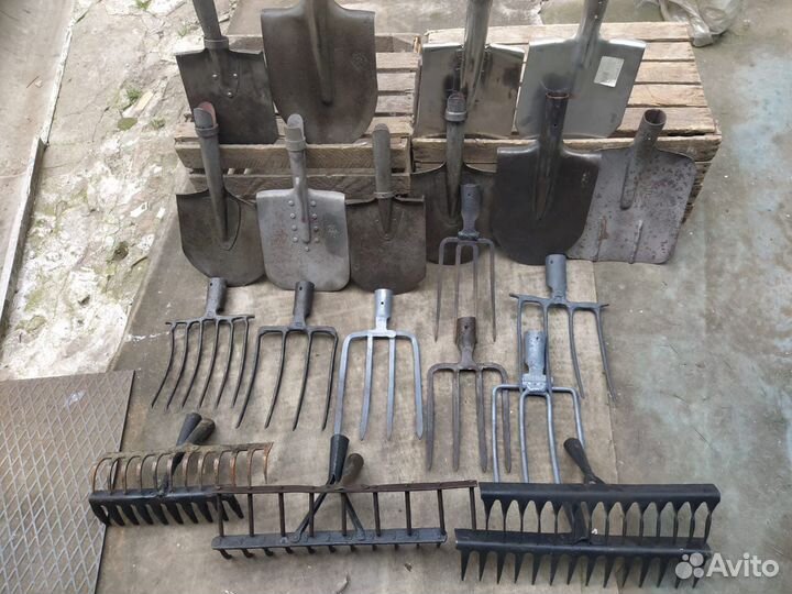 Топоры, Колуны, Кувалды, Лопаты, Грабли, Вилы, тд